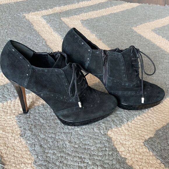 White House Black Market Black Platform Heels I Lace Up Booties Size 7.5 - Picture 3 of 7